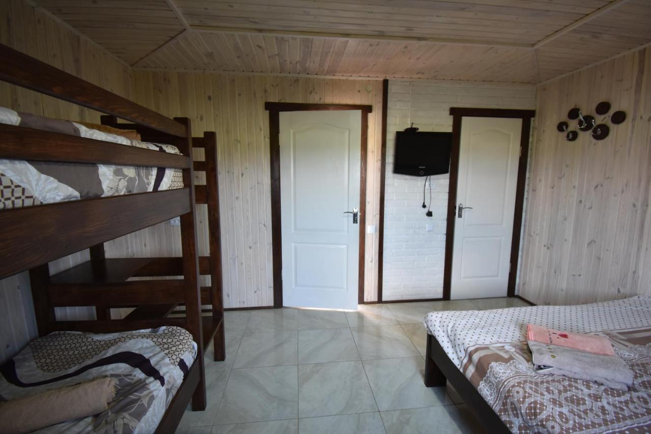 Маєток Мигдаль Otel Svityaz' Dış mekan fotoğraf